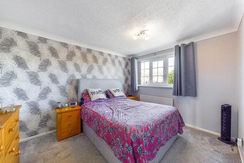 46 Wells Road, Rochester, ME2 2QW
