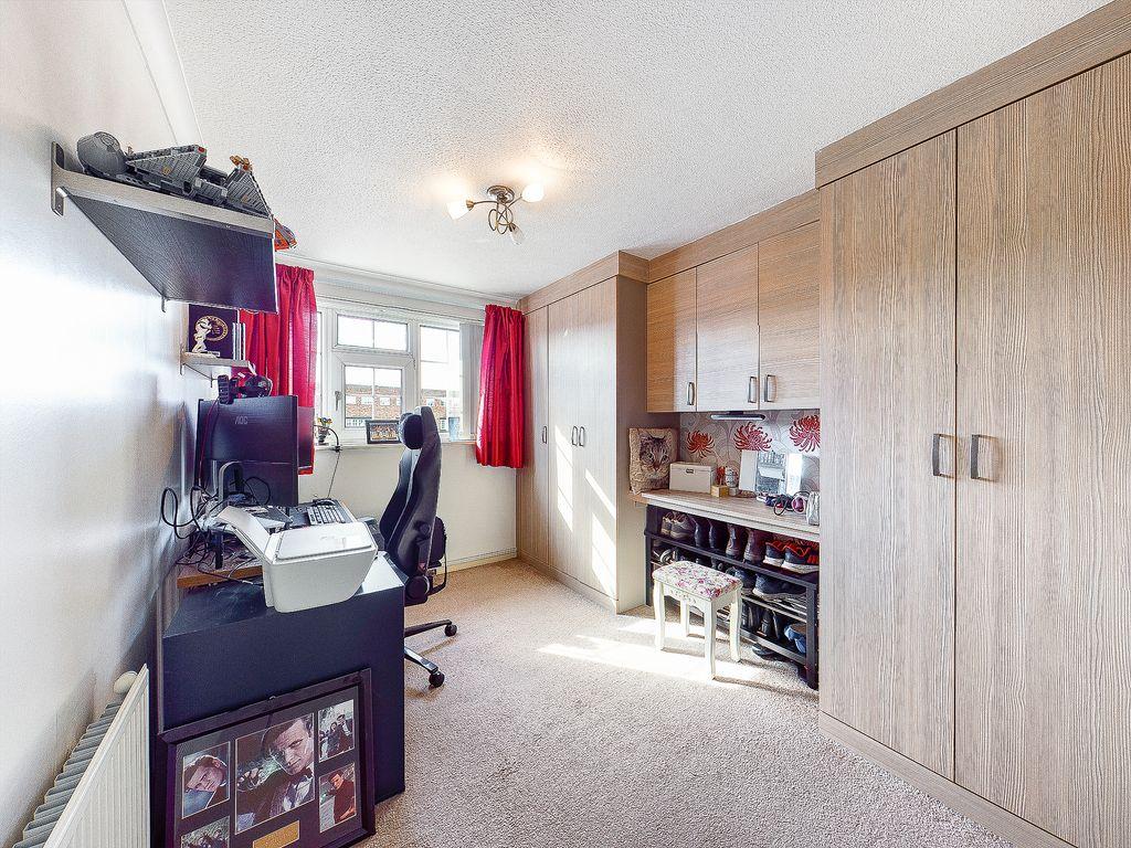 Bedroom 2 (Double)