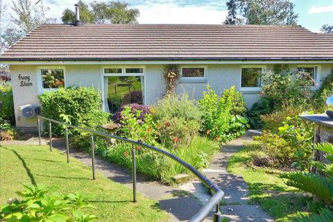 3 bedroom bungalow for sale - Creag Bhan, Golf Course Road, Whiting Bay
