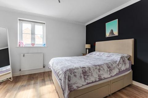 39 Coney Grange, Warfield, Bracknell, RG42 2PN