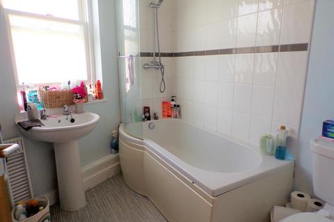 2 bedroom flat for sale - Aswell Street, Louth, LN11 9HW