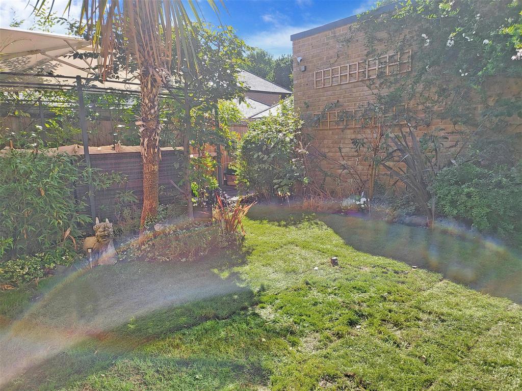 Garden 3