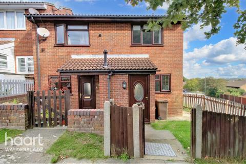 2 bedroom end of terrace house for sale - Ramillies Close, Chatham