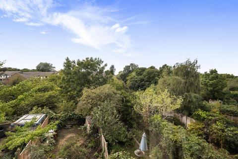 40b Beecroft Road, Brockley, London, SE4 2BS