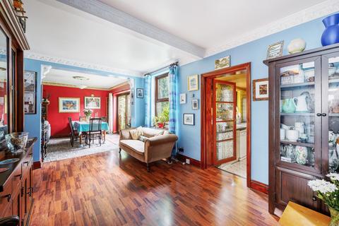 5 Bostonthorpe Road, London, W7 2HA