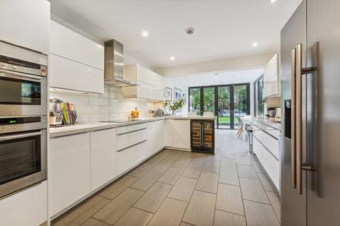 32 Orlando Road, London, SW4 0LF