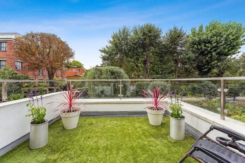 32 Orlando Road, London, SW4 0LF