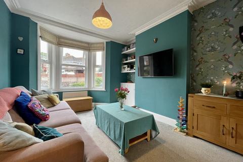 114 Buddle Lane, Exeter, EX4 1JL