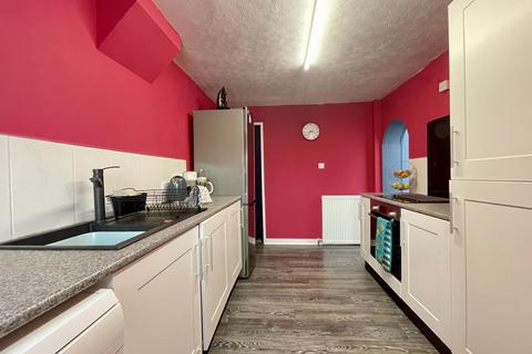 114 Buddle Lane, Exeter, EX4 1JL