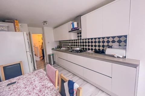 1 bedroom in a flat share to rent, Pembroke Street, London  N1