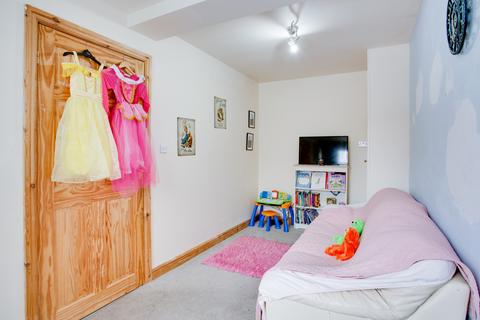 3 Buckthorn Place, Knott End On Sea, Poulton-le-fylde, FY6 0EP