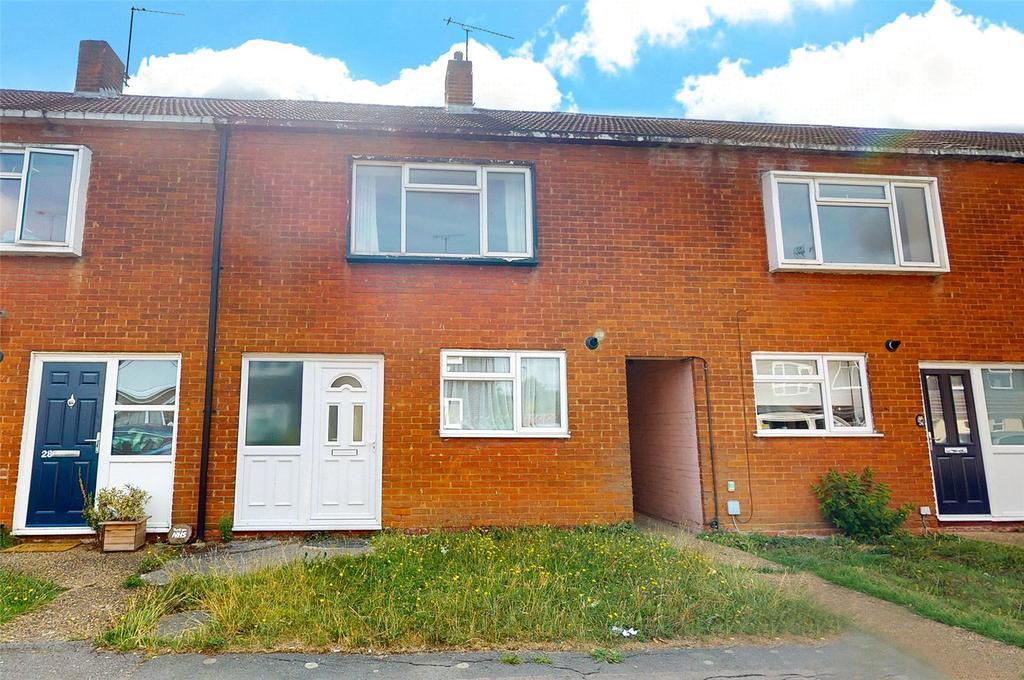 Fauners, Basildon, Essex, SS16 2 bed terraced house £1,200 pcm (£277 pw)