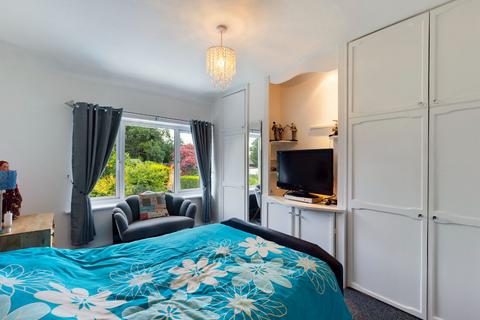 12 Benhurst Gardens, South Croydon, CR2 8NS