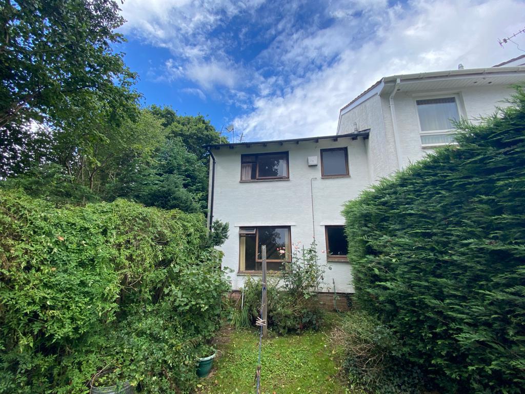 34 Queensland Drive, Exeter, EX4 1 bed end of terrace house £135,000