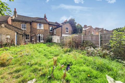 23 Borthwick Road, London, E15 1UD