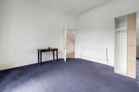 23 Borthwick Road, London, E15 1UD