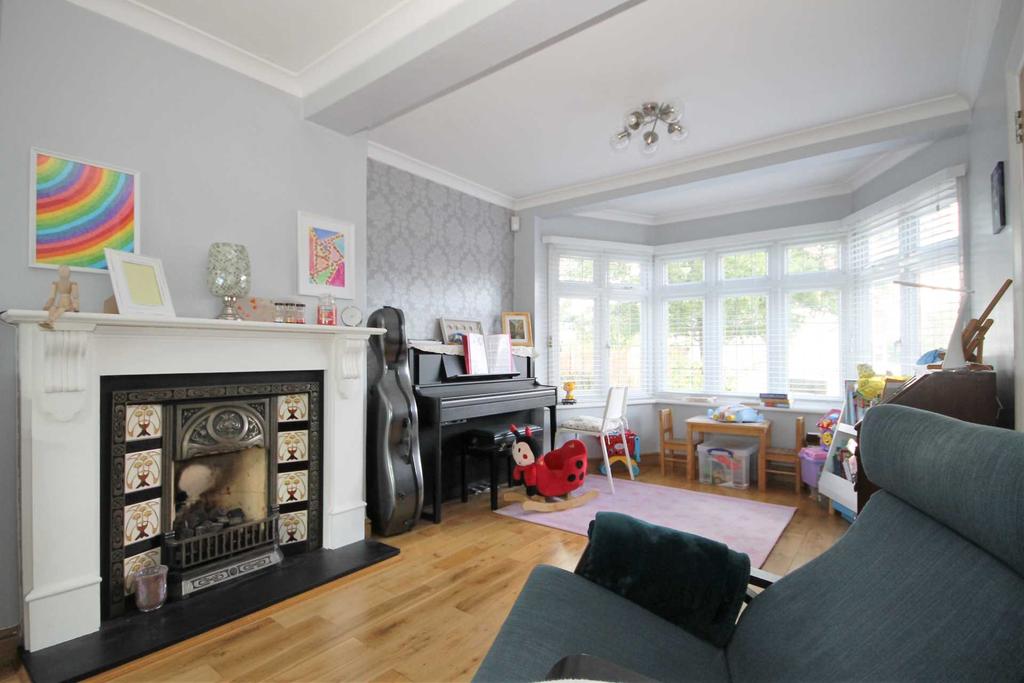 Seymour Avenue, Morden 4 bed end of terrace house for sale £625,000