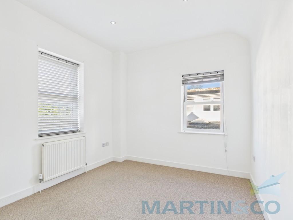 Bedroom 2 Pic 1