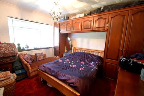 3 bedroom detached bungalow for sale - 34 Woodlands Park, Kenfig Hill, Bridgend County Borough, CF33 6EB