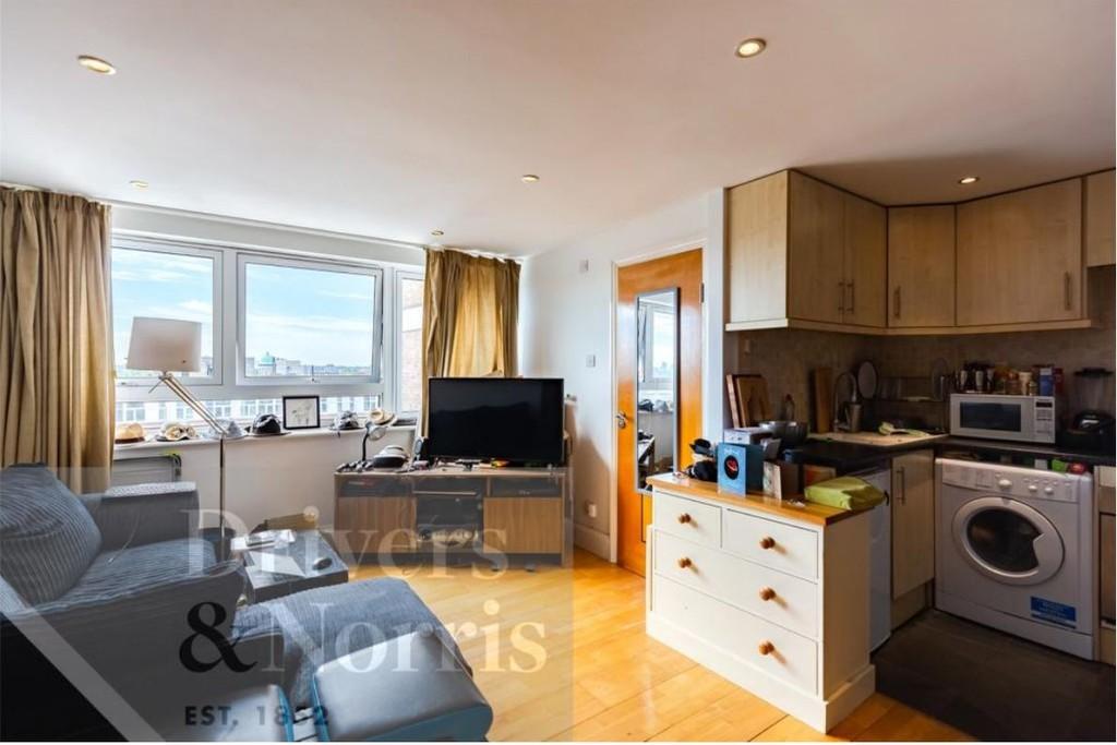 Park House, Seven Sisters Road, N4 Studio £1,250 pcm (£288 pw)