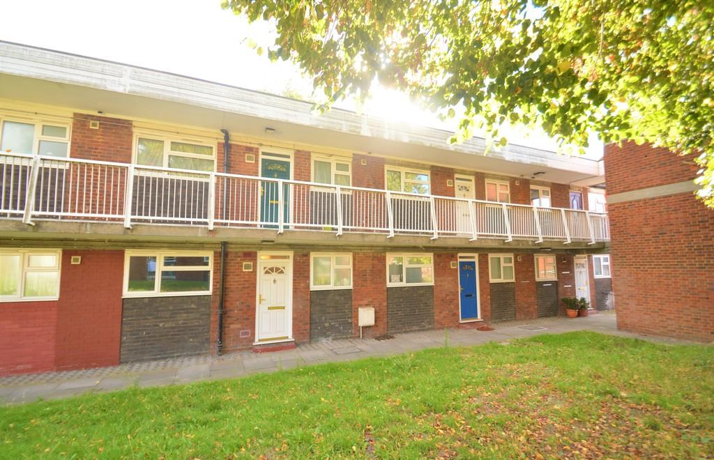 Corelli Road, London 1 bed flat £220,000