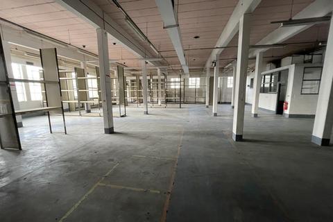 Industrial unit to rent - 430 King Street, Fenton, Stoke-on-Trent, ST4 3DB