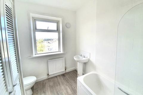3 bedroom terraced house to rent - Yorkshire Street, Accrington