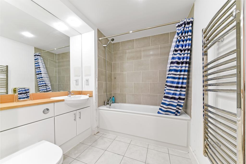Family bathroom