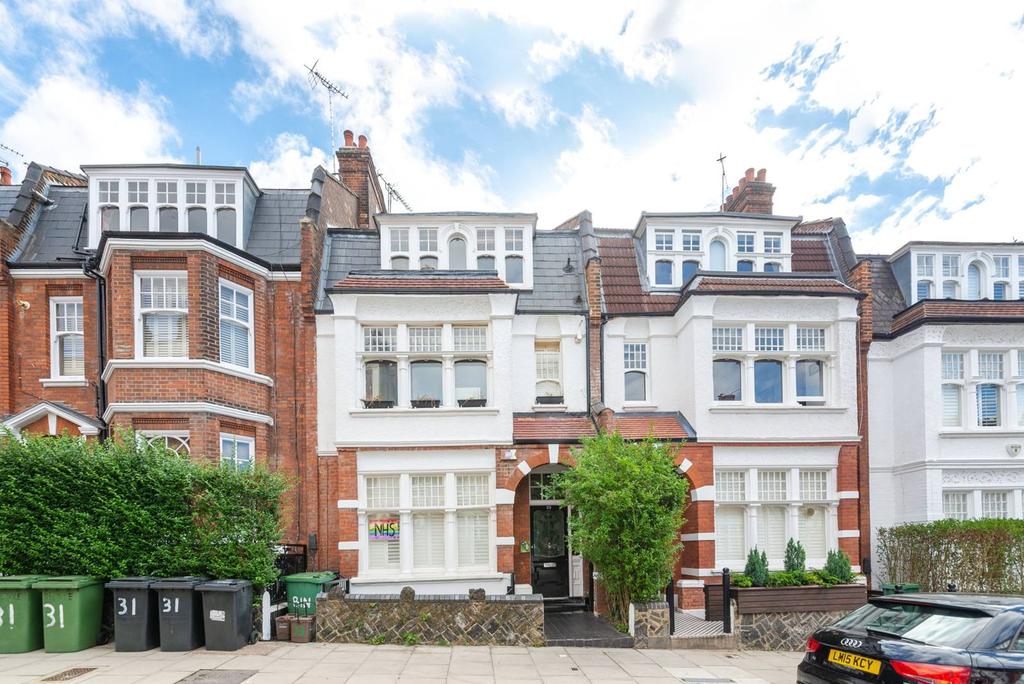 Glenmore Road, Belsize Park, London, NW3 1 bed flat £1,950 pcm (£450 pw)