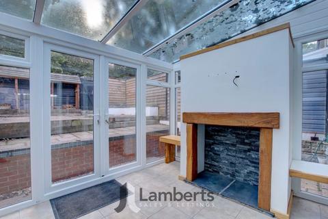 21 Ferney Hill Avenue, Redditch, B97 4RU