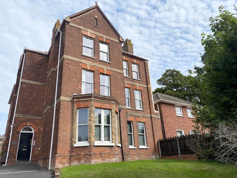 Heavitree Road, Exeter 2 bed apartment - £950 pcm (£219 pw)