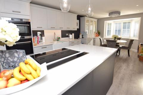 7 Sleep Lane, Bristol, BS14 0QN