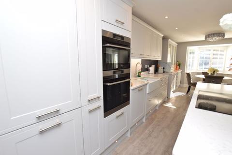 7 Sleep Lane, Bristol, BS14 0QN