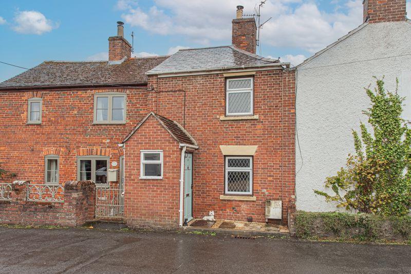 Church Lane, Trowbridge 2 bed terraced house £250,000
