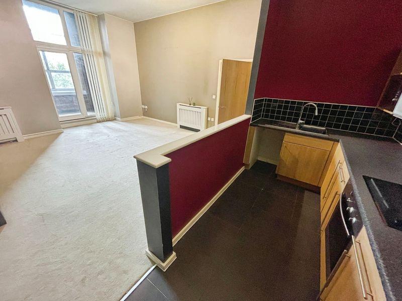 Kitchen to lounge