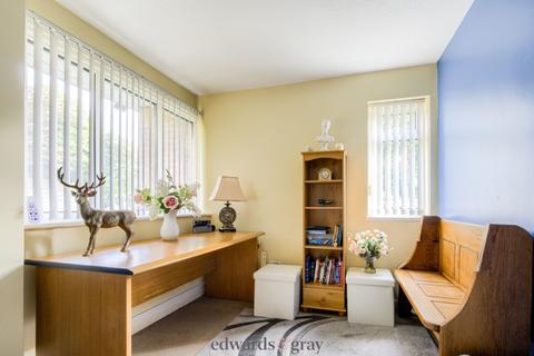 2 Chestnut Grove, Coleshill, Birmingham, B46 1AD