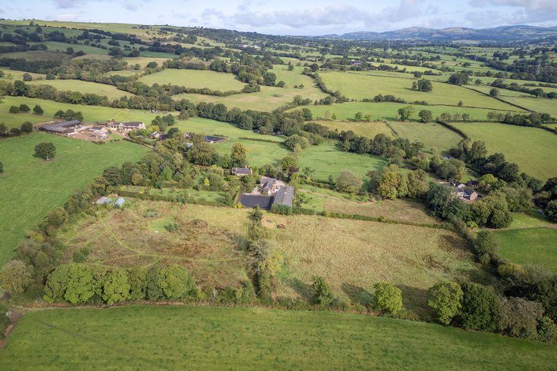 Horton, Leek, Staffordshire, ST13 4 bed detached house for sale £