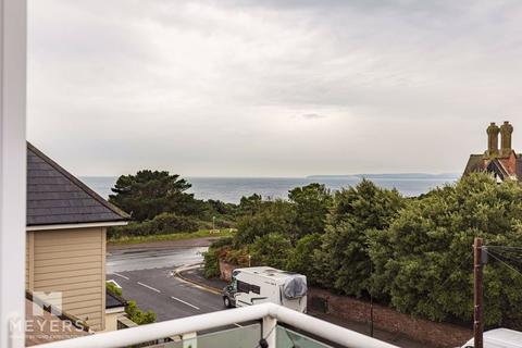 2 bedroom apartment for sale - Ravine Road, Bournemouth, BH5
