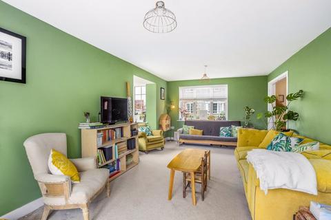 62 Knight Road, Wells, BA5 1FT