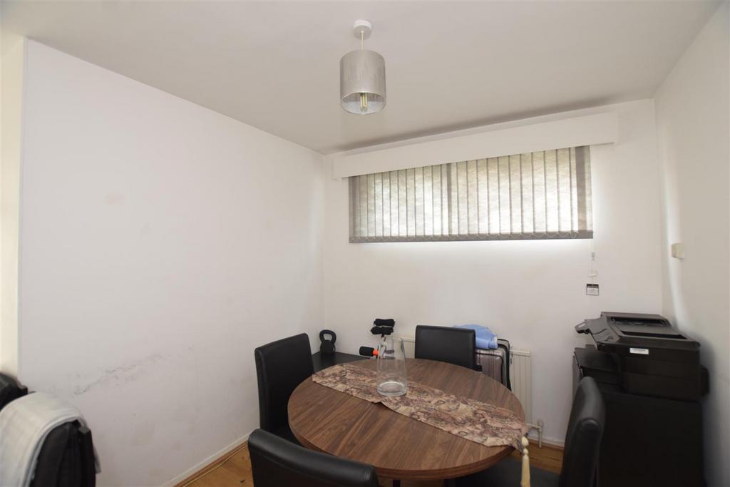 Dining Area copy.jpg