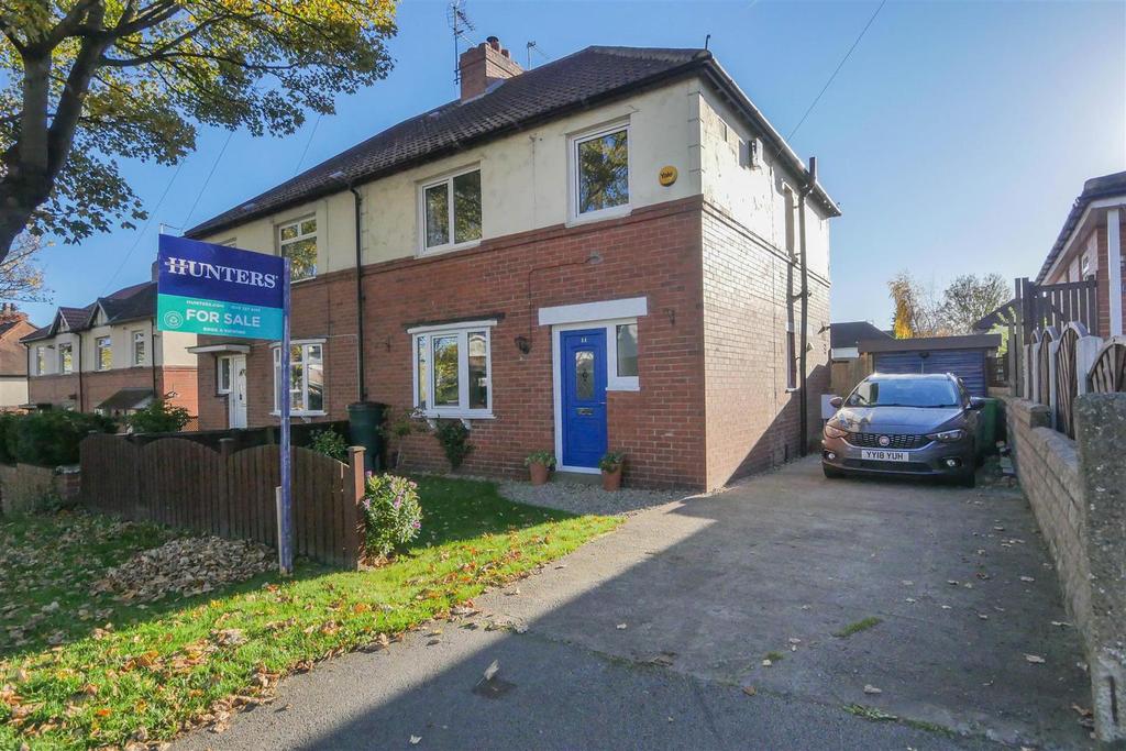 Farfield Avenue, Farsley, LS28 3 bed semidetached house £280,000