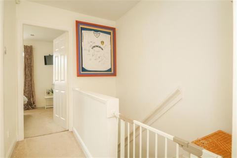 20 Ambleside Gardens, Pudsey, LS28 7NW