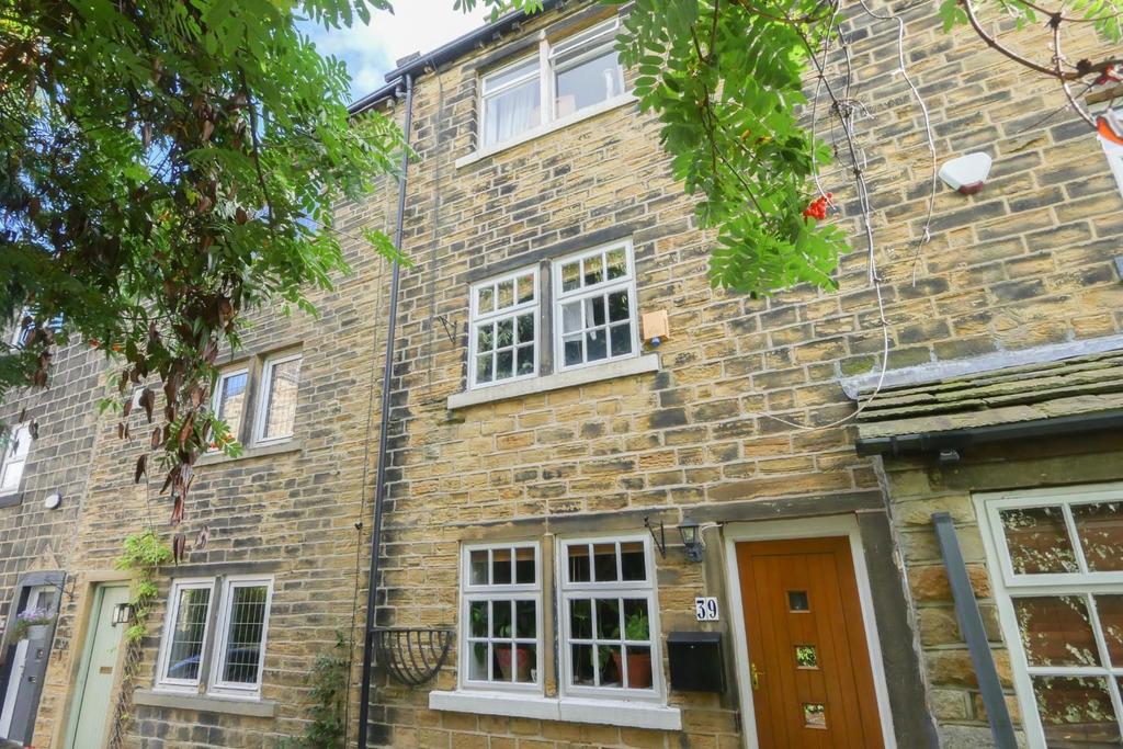 Carr Road, Calverley, LS28 5NE 4 bed terraced house £325,000