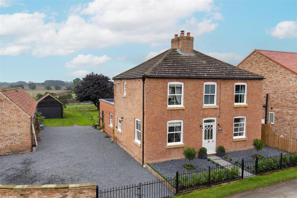 Hutton Sessay, Thirsk 3 bed detached house for sale £850,000