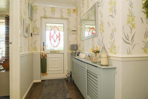 299 Broad Lane, Leeds, LS13 3BU
