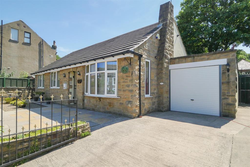 Driveway/garage