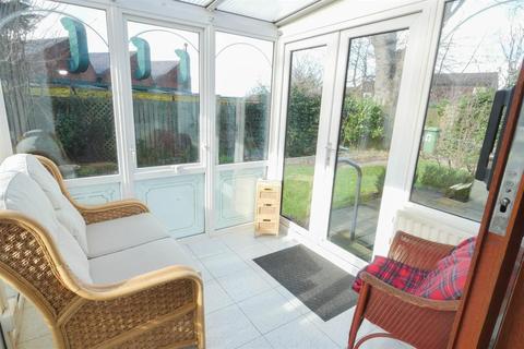 24 Beecroft Close, Leeds, LS13 3ET