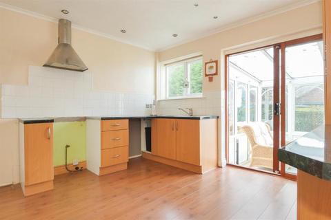 24 Beecroft Close, Leeds, LS13 3ET