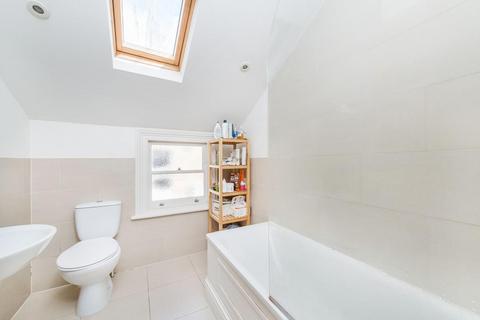 2 bedroom flat to rent, Beechdale Road, SW2