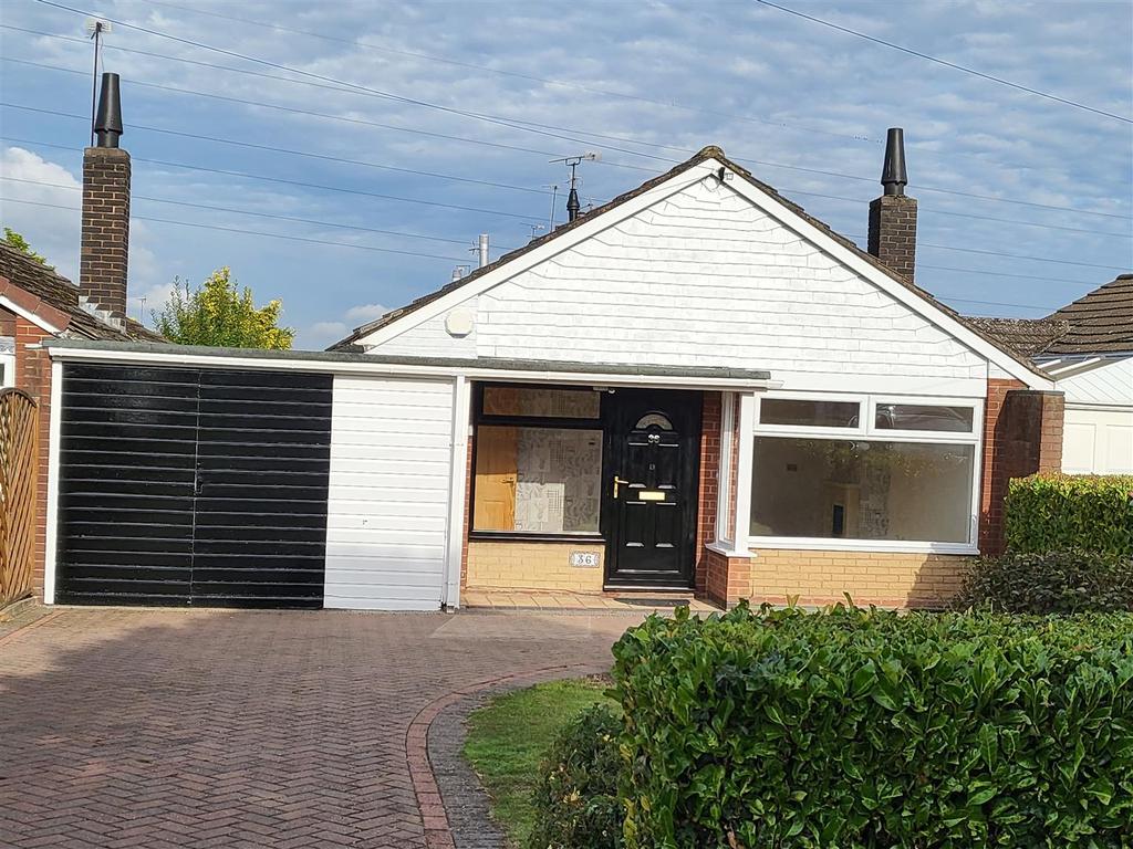 Golf Drive, Nuneaton 3 bed bungalow £995 pcm (£230 pw)